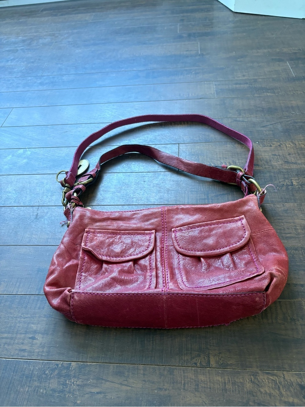 Vintage Long Live  Red Leather Shoulder Bag - Picture 11 of 14